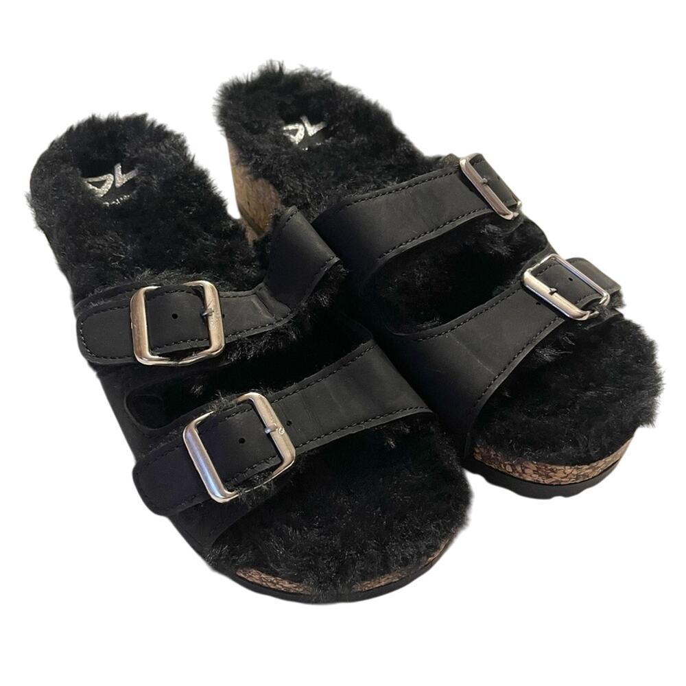 NWOT Dirty Laundry Womens Open Toe Slip‎ On Flat Fur Sandals Black Size 38 (7.5)